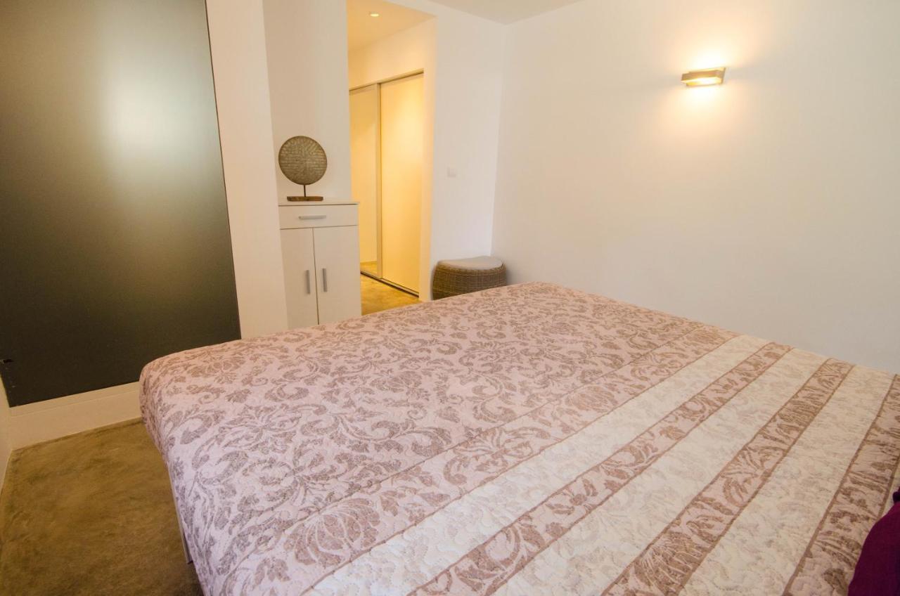Apartment Seghers- Seaside Charm By The Beach Estepona Exterior photo